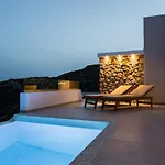Theros Luxury Villas Hotel de apartamente Damatria