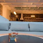 Hotel de apartamente Theros Luxury Villas 4*
