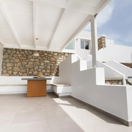 Апарт-отель Theros Luxury Villas