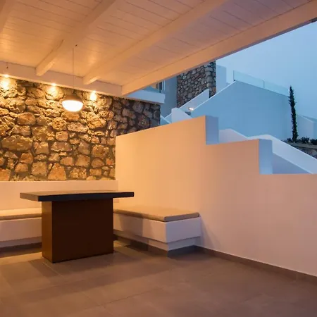 Theros Luxury Villas Damatria