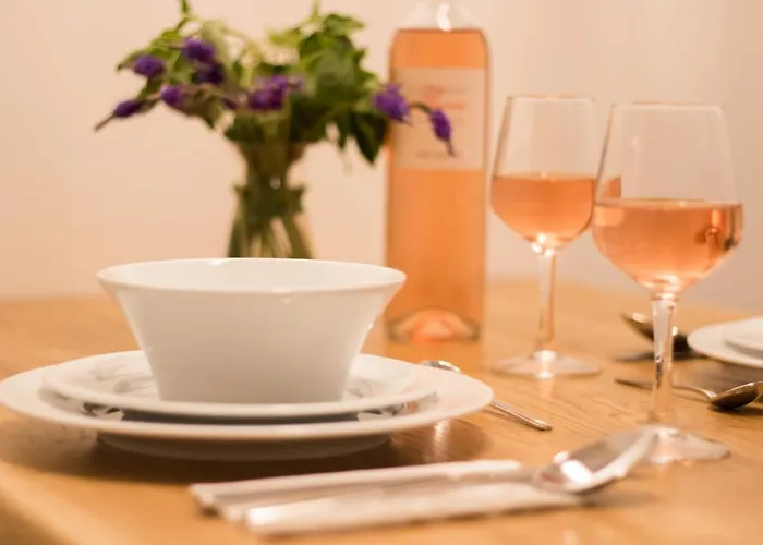 Theros Luxury Villas アパートホテル Damatria