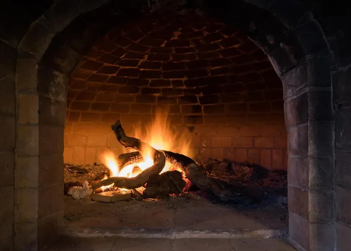 アパートホテル Theros Luxury Villas 4*