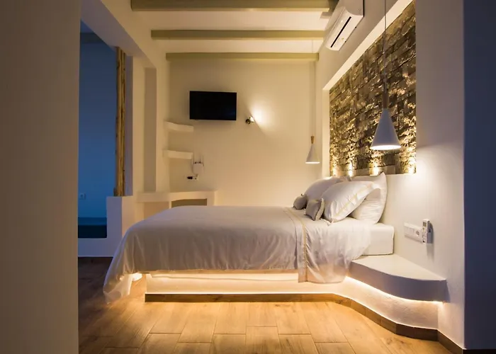 Theros Luxury Villas Damatria