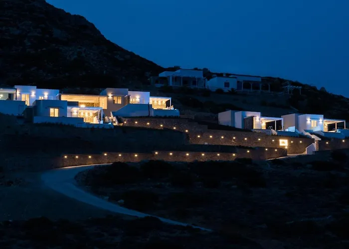 アパートホテル Theros Luxury Villas Damatria