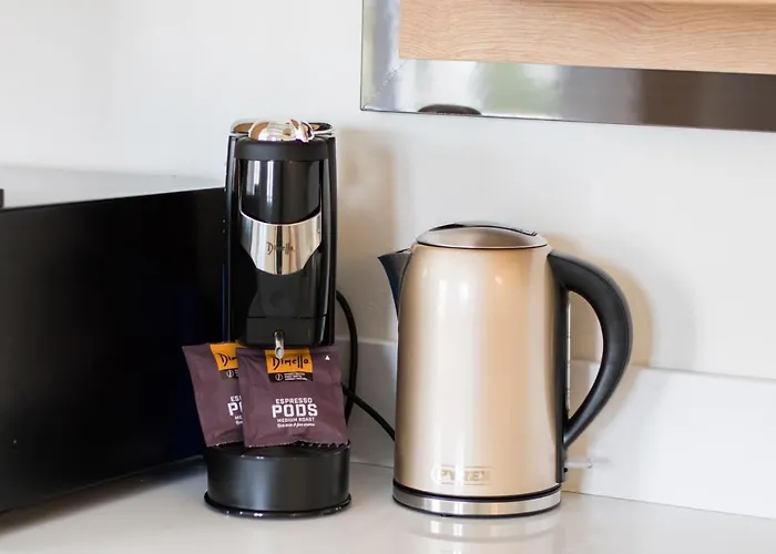 アパートホテル Theros Luxury Villas Damatria