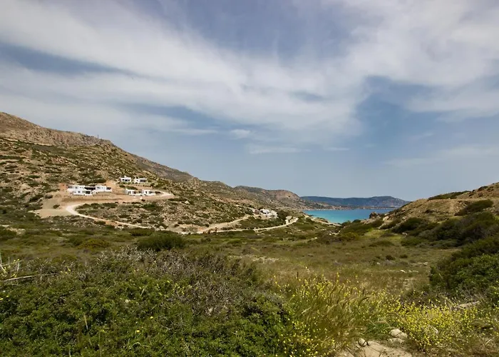 Theros Luxury Villas アパートホテル